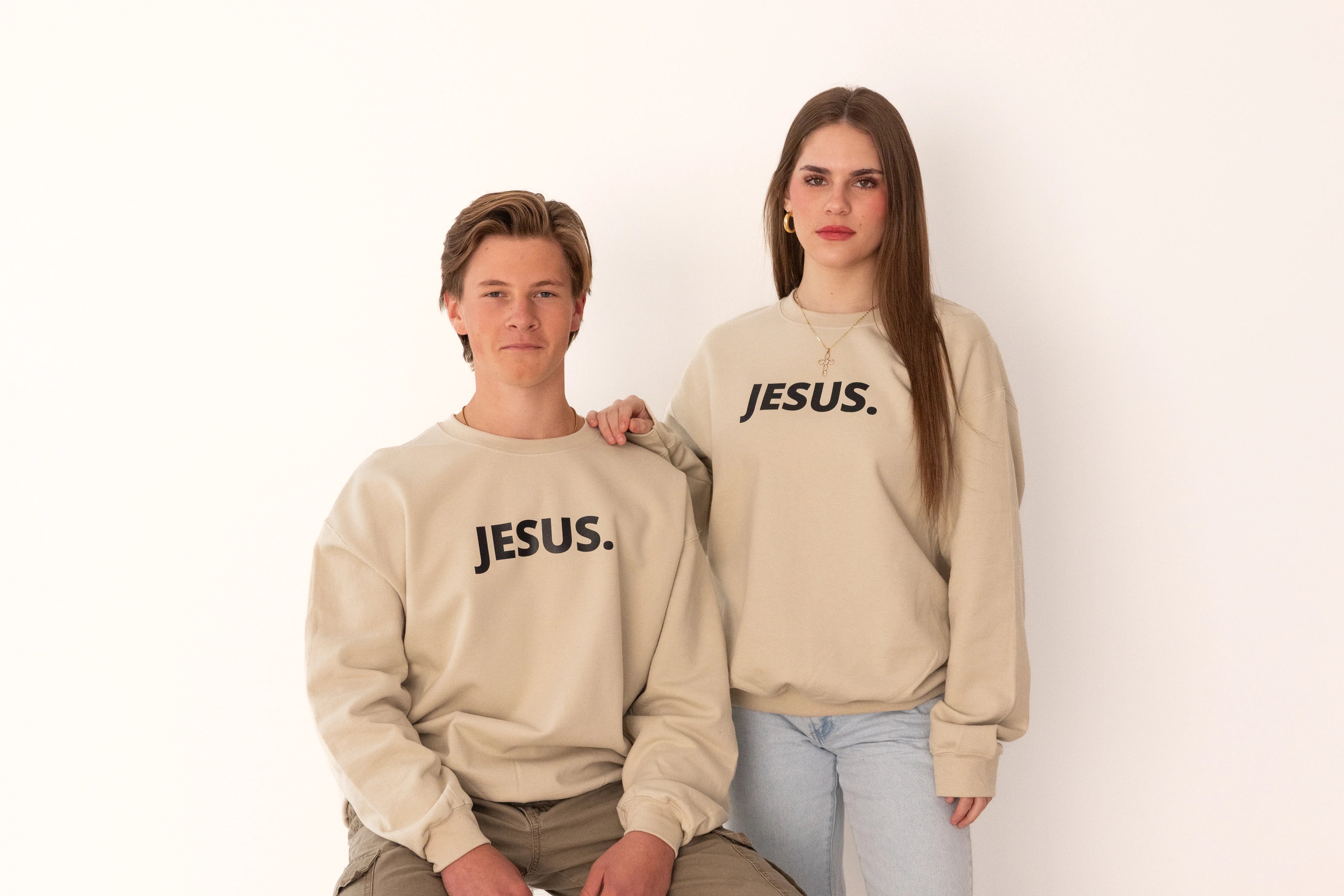 JESUS. Sand and Black